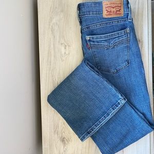 Levi’s 715 bootcut jeans. Size 26.